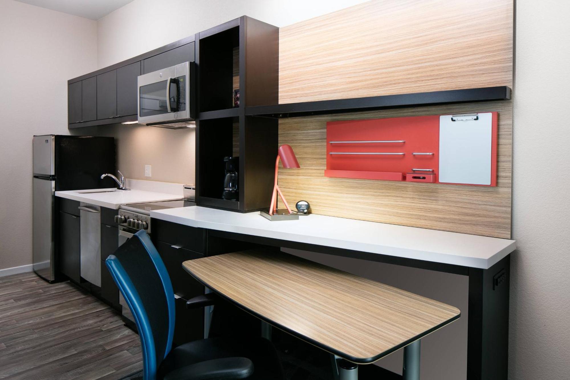 Towneplace Suites By Marriott Kansas City Airport Buitenkant foto