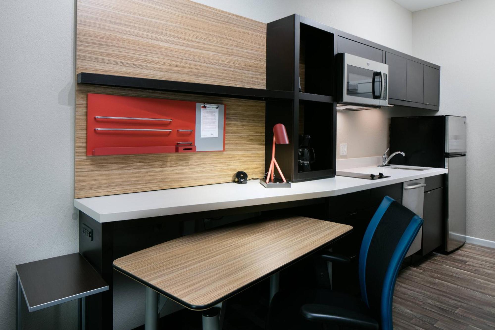 Towneplace Suites By Marriott Kansas City Airport Buitenkant foto