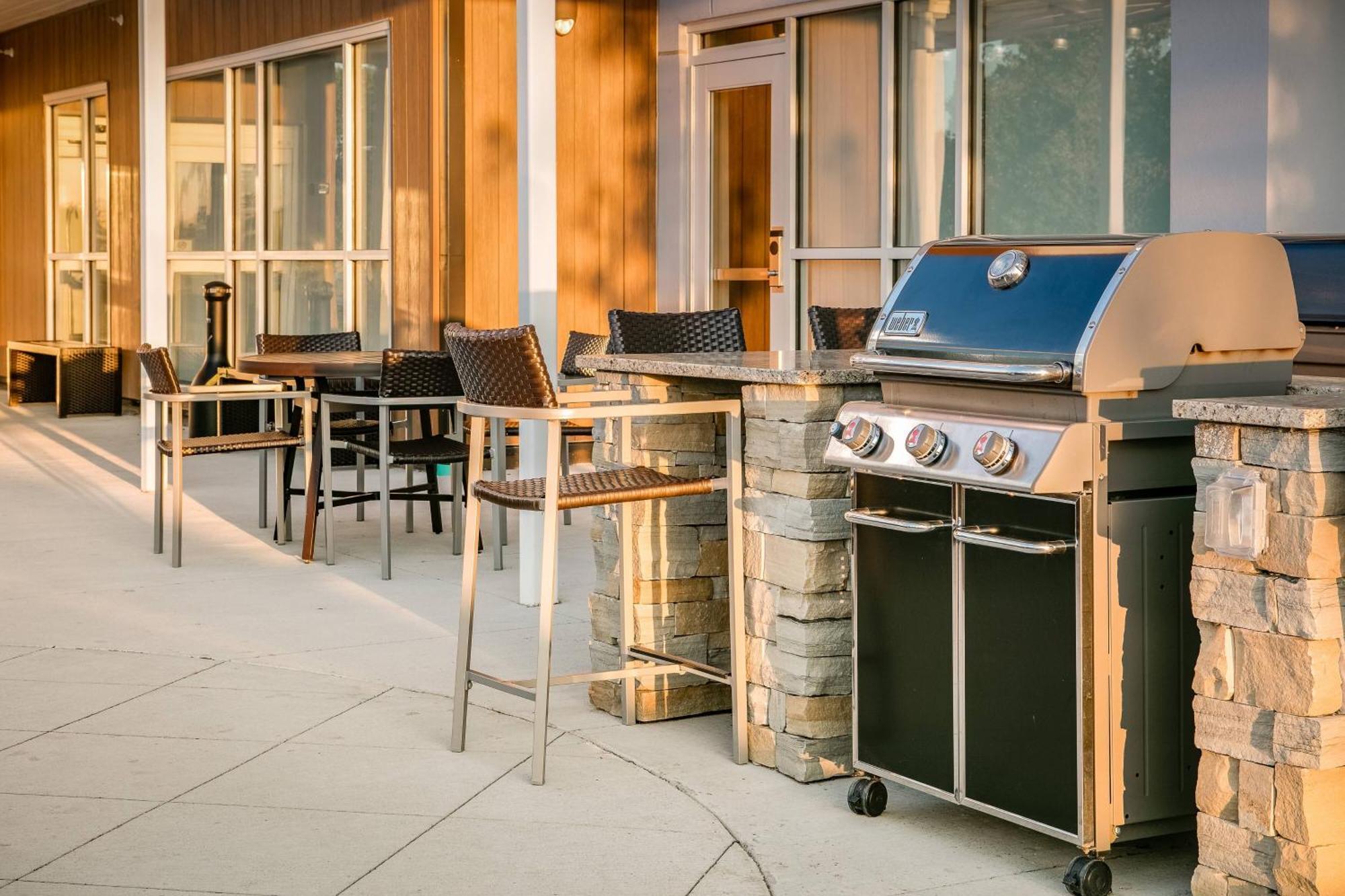 Towneplace Suites By Marriott Kansas City Airport Buitenkant foto