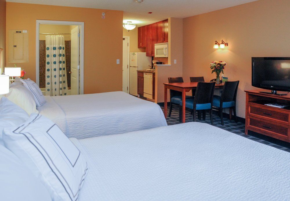 Towneplace Suites By Marriott Kansas City Airport Buitenkant foto